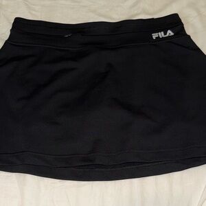 Fila Classic Black Athletic Mini Skort Size women’s Small